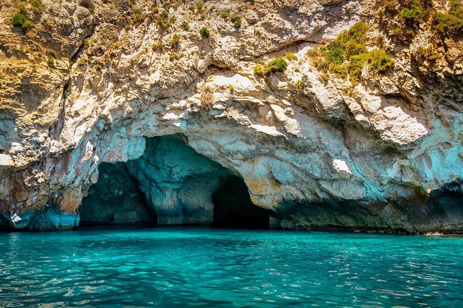 An Insider's Malta All in 1 Day - Blue Grotto: Malta’s best photo stop