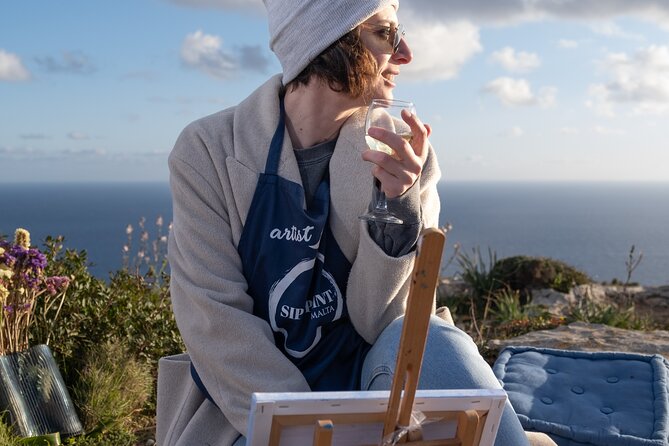 Art Experience with Wine - What the two-hour session is really like