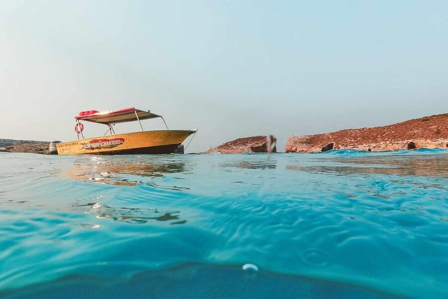 Blue Lagoon: Malta, Crystal Lagoon, Caves, Private Speedboat - Key points at a glance