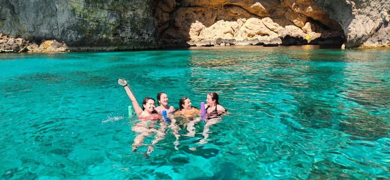comino and blue lagoon private boat - Seeing Comino from the water