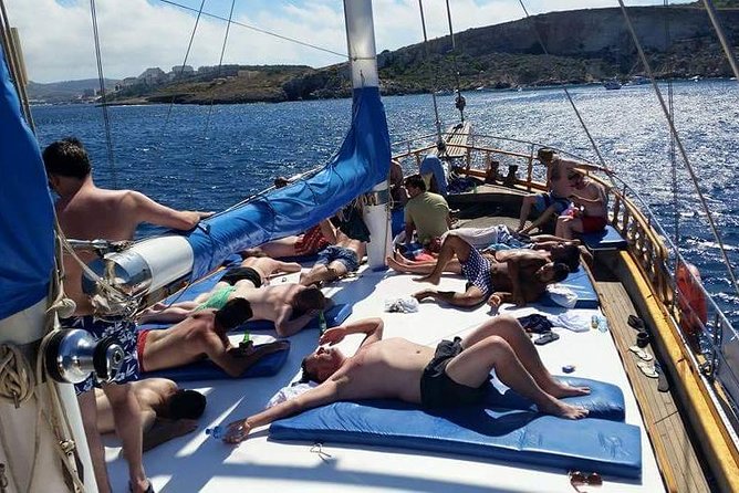 Comino, Blue Lagoon and Caves. Tour A - The Blue Lagoon and the new QR code rule