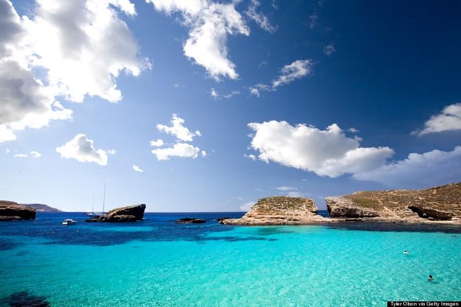 Comino Blue Lagoon Tour by Powerboat - The Blue Lagoon is beautiful, but rarely peaceful
