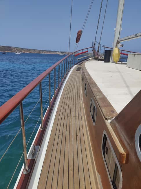 Comino Island , Blue lagoon, Crystal Lagoon & Gozo & Caves - What the $34 price really covers
