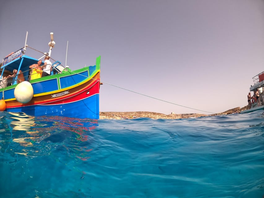 Comino: Private boat tour with Snorkeling activities & caves - Cominotto Beach and San Niklaw Bay