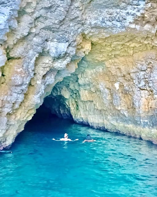 Comino's Best in a Flash: Caves, Coves & Beaches Boat Tour - Why a private hour on Comino can work