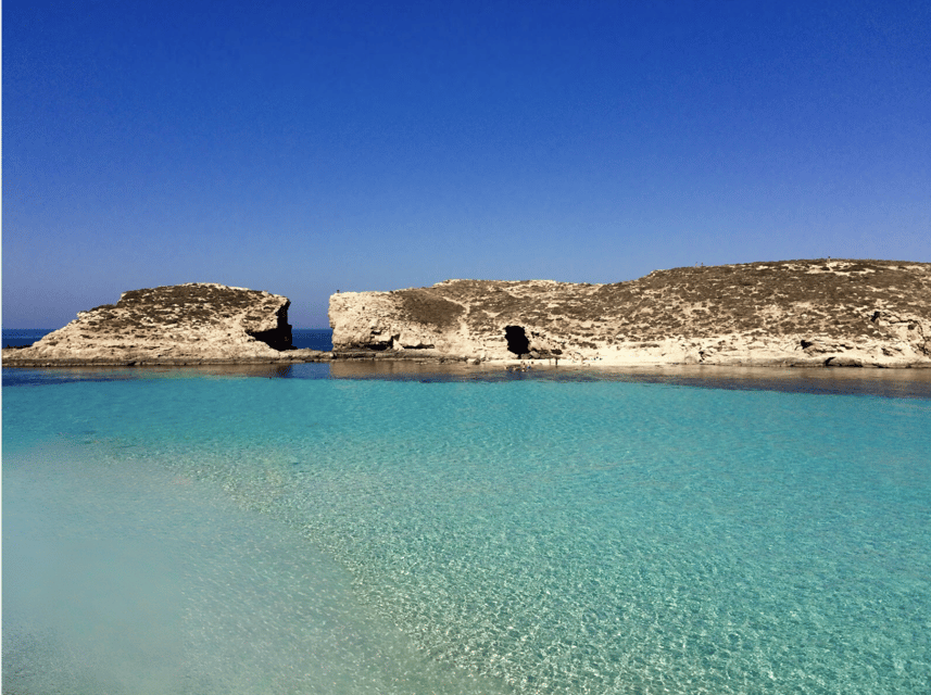 Comino's Best in a Flash: Caves, Coves & Beaches Boat Tour - Blue Lagoon: the famous first stop