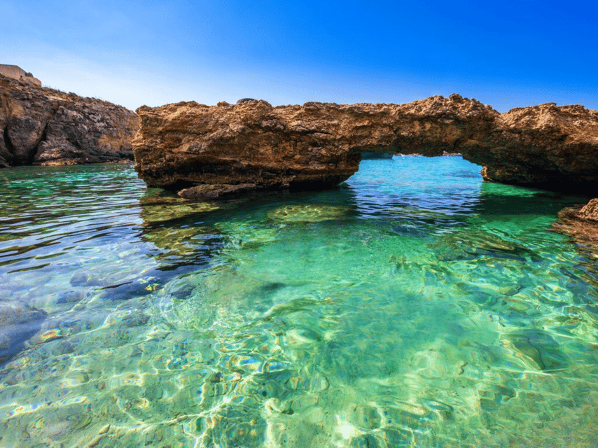 Comino's Best in a Flash: Caves, Coves & Beaches Boat Tour - Roofless Cave and Lovers Cave