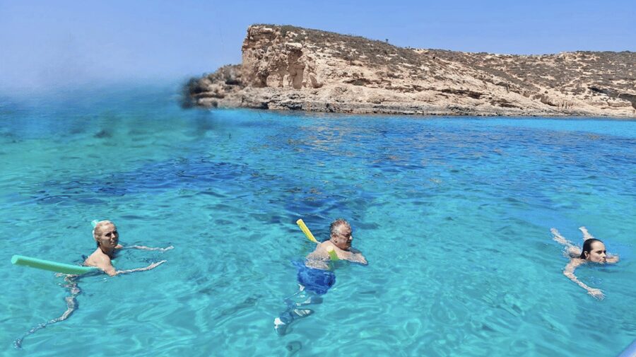 Comino Splash & Dash: Private Blue/Crystal Lagoon Boat Tour - Crystal Lagoon gives you the first proper swim