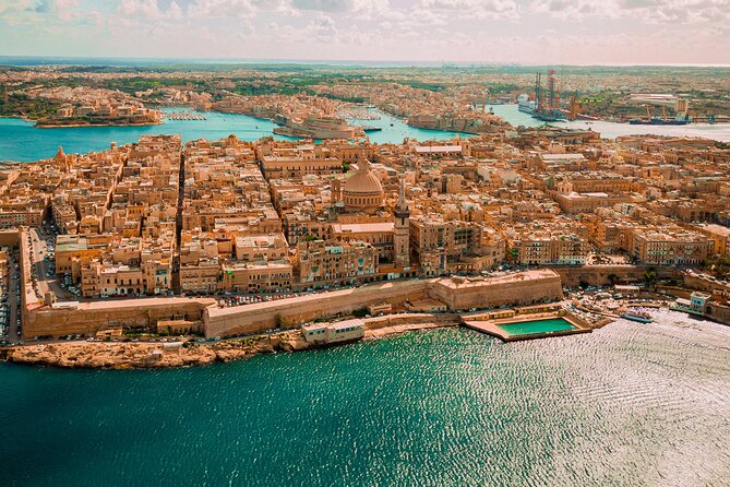 Discover Valletta Private Walking Tour - Insider Tour - Il-Berga ta’ Kastilja and Auberge d’Italie