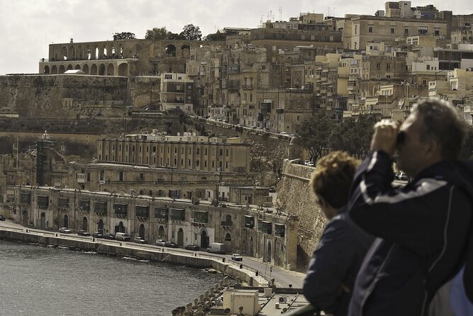 Discover Valletta Private Walking Tour - Insider Tour - Upper Barrakka Gardens and the Grand Harbour view