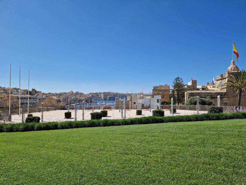 From Cospicua: Senglea, Bormla, and Birgu Walking Tour - Entering Birgu, also called Vittoriosa