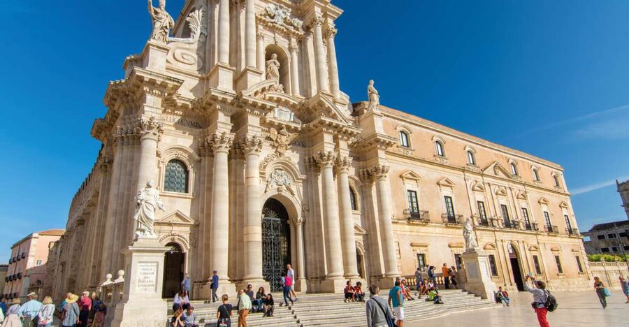 From Malta: Syracuse and Marzamemi Day Trip with Guide - The 7:30 am crossing from Malta