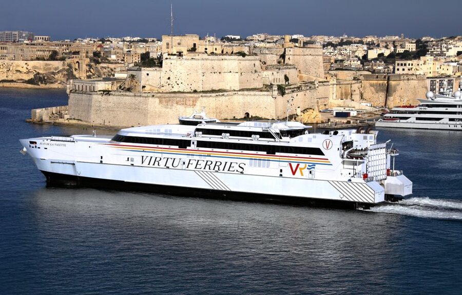 From Malta: Syracuse and Marzamemi Day Trip with Guide - Syracuse and the layered story of Ortygia