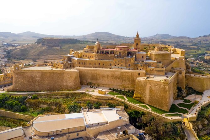 Gozo 4x4 Chauffeured Buggy Tour with Lunch and Transport - Ġgantija and the great dome of Xewkija