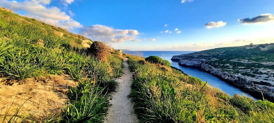Gozo Unveiled: Guided Hiking in Gozo - South East - Entering the Mgarr ix-Xini Valley