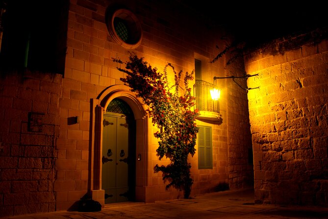 Guided Night Tour of Valletta Waterfront, Mdina and Rabat - One hour beside the restored Valletta Waterfront
