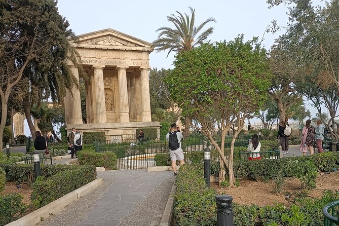 Half Day Guided Walking Tour in Valletta - The Grand Master’s Palace and Malta’s political center