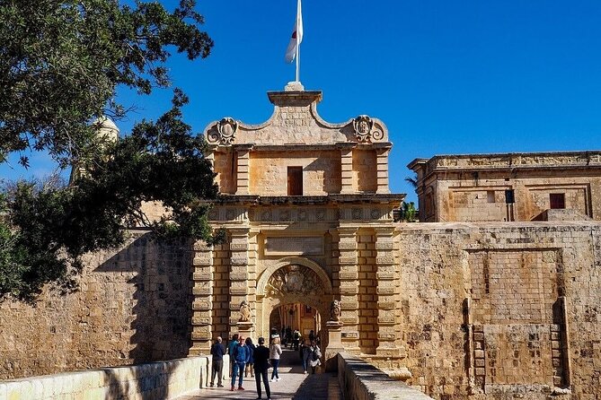 Half day private tour around malta - Upper Barrakka Gardens and Valletta’s harbor view