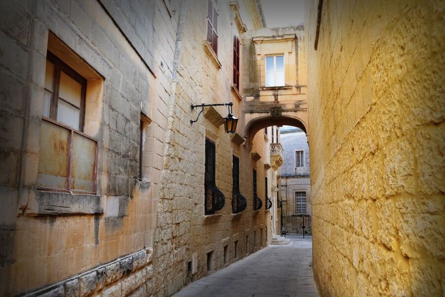 Half-Day Tour of Mosta, Ta'Qali Crafts Village & Mdina - Mosta Church and the dome that should not exist