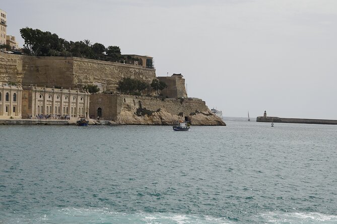 Highspeed Catamaran Crossing Between Malta and Gozo - How the $8.73 fare measures up