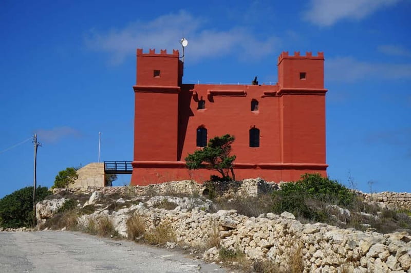 Malta: 2-Day Hop-On Hop-Off Bus & Harbour Cruise (CMO) - Who should book this experience?