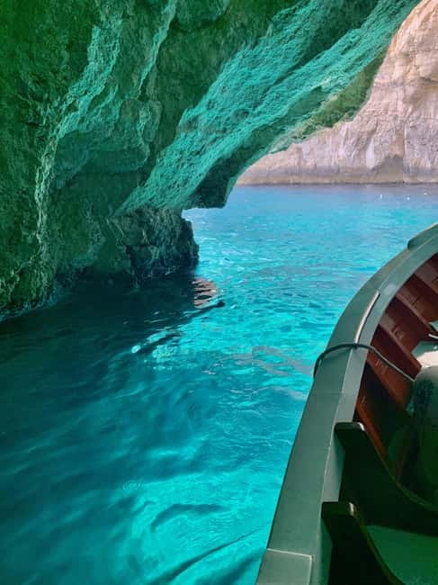 Malta: 5 hr Vintage Bus Tour - Mdina & Blue Grotto inc. food - Pickup, timing, and practical comfort