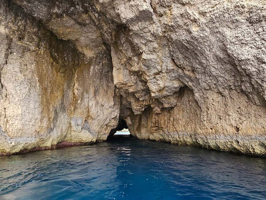 Malta: Blue Lagoon, Caves & around Comino Private Speedboat - Santa Marija Bay and the sea caves