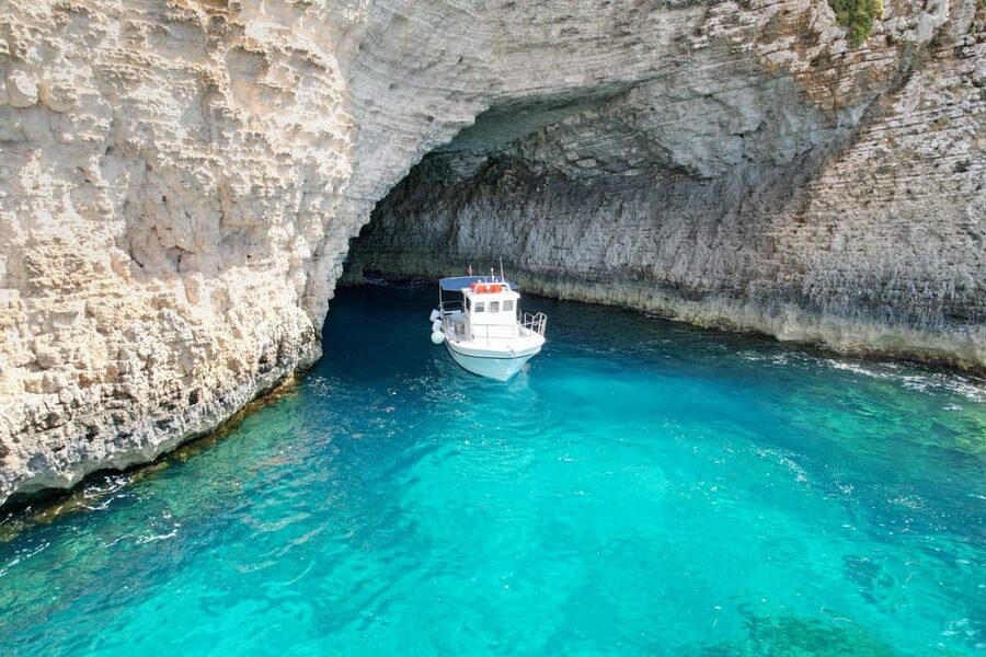 Malta: Blue Lagoon, Comino & Gozo – Private Boat Experience - Crystal Lagoon: the first swim