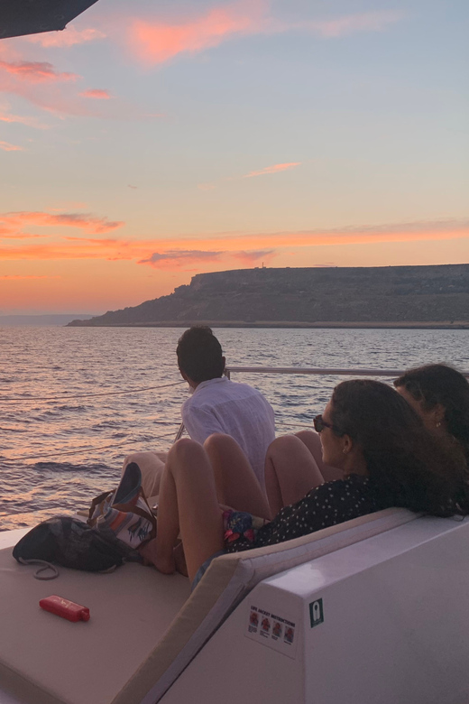 Malta: Blue Lagoon Evening Catamaran Cruise - Crystal Lagoon, caves, and the optional BBQ