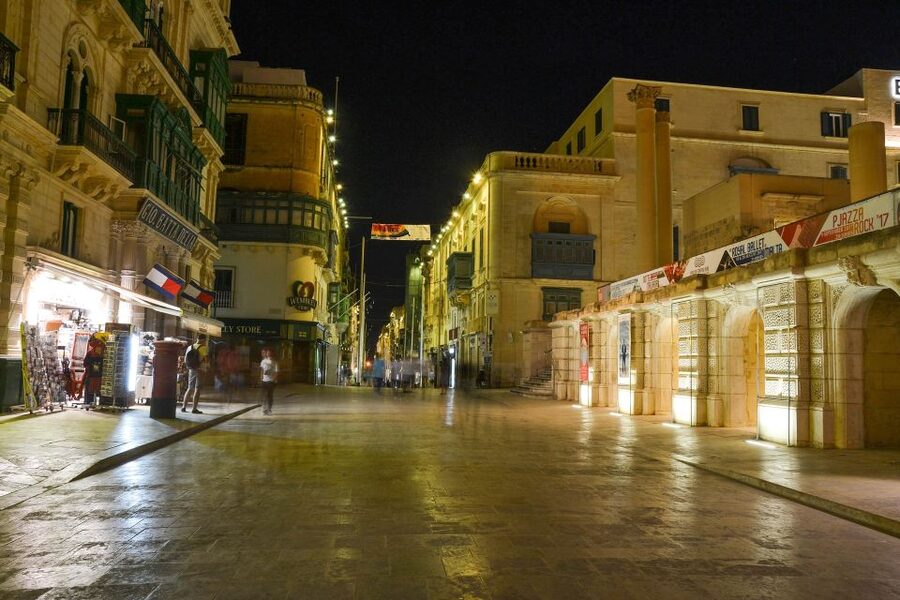 Malta By Night - Valletta, Birgu, Mdina & Mosta - Birgu, or Vittoriosa, through medieval lanes
