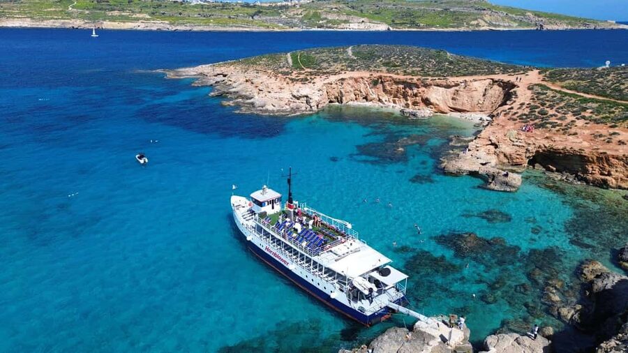 Malta: Comino, Blue Lagoon, Crystal Lagoon & Caves Cruise - Snorkeling, Food, and Boat Facilities