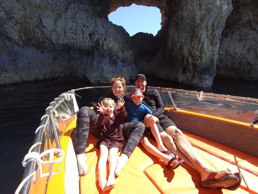 Malta: Comino, Blue lagoon, Crystal Lagoon Private Boat Tour - What the captain adds to the experience