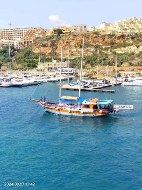 Malta: Comino, Blue Lagoon, + Sea Caves Day Trip - What the atmosphere is really like
