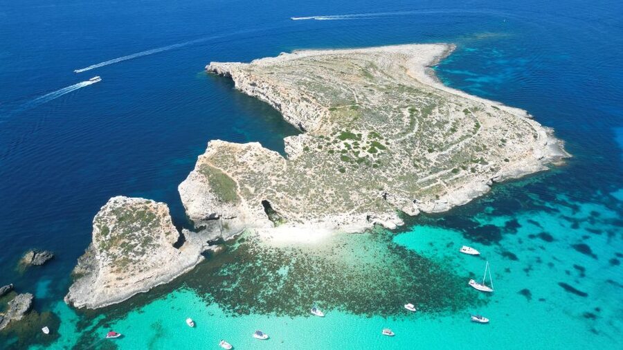 Malta: Crystal/Blue Lagoon, Comino & Gozo Private Boat Trip - The skipper can make or break the outing