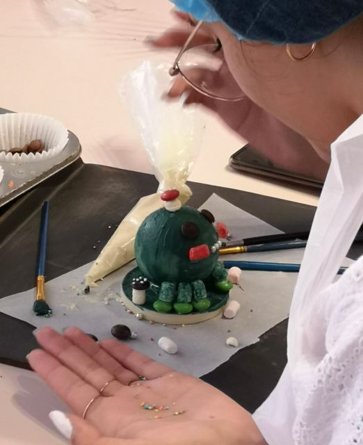 Malta: Family of Monsters Chocolate Making Class - What happens during the one-hour chocolate class