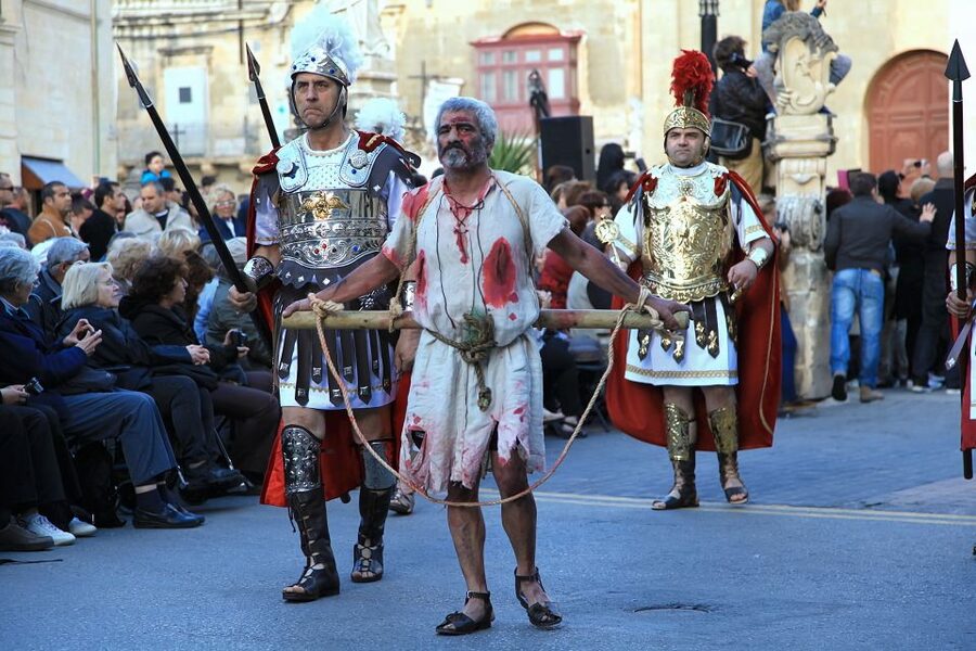 Malta: Good Friday Afternoon Procession with Transportation - Dress With Respect for a Religious Event