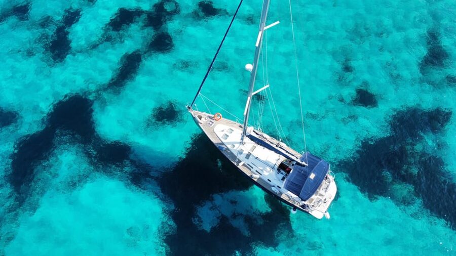 Malta Gozo Comino: Full Day Sailing Charter - What the $823 price includes
