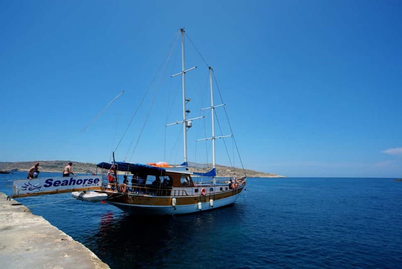 Malta: Gozo, Comino Island and Blue Lagoon Cruise - Gozo by shuttle and a quick visit to Victoria