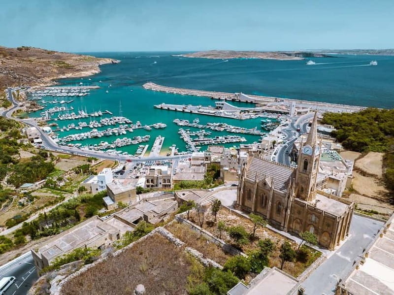 Malta: Gozo, Comino Island and Blue Lagoon Cruise - Food, drinks, and onboard comfort