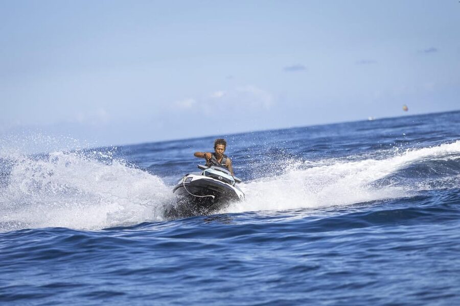 Malta: Jet Ski Safari to St. Paul's Islands or St Thomas Bay - What to bring for a comfortable ride