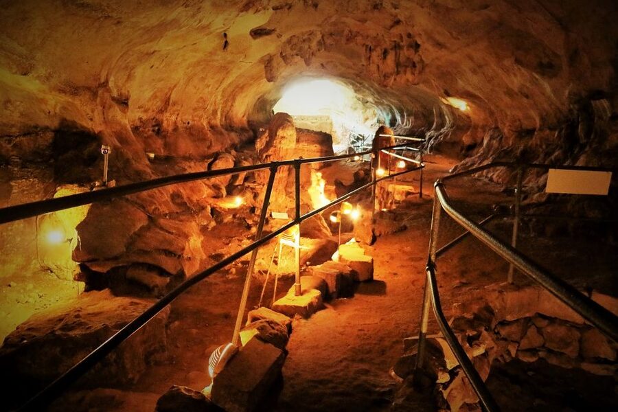 Malta: Prehistoric Temples and Highlights of the South - Ghar Dalam: A Cave Full of Ice Age Evidence