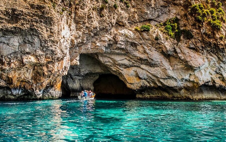 Malta: Prehistoric Temples, Limestone Heritage & Blue Grotto - Timing, crowds, and what to bring