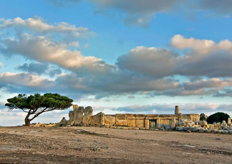 Malta: Private Full-Day Sightseeing Tour - Ħaġar Qim and Mnajdra, Malta’s prehistoric centerpiece