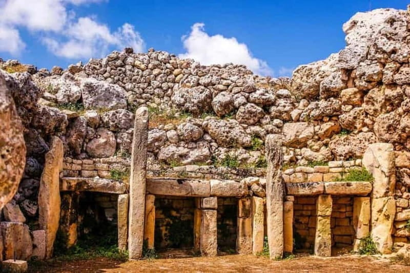Malta: Private Jeep Tour of Gozo with Lunch - Ancient temples and the extra entrance fee