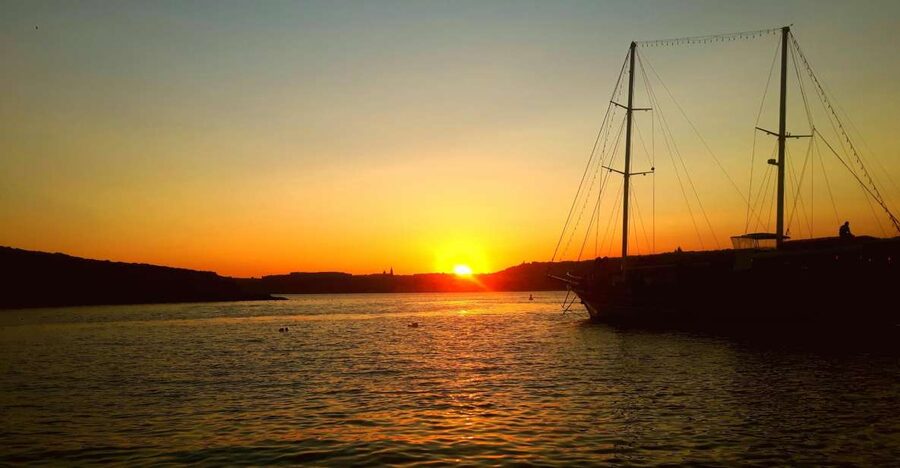 Malta: Private Sunset Boat Trip to Comino and Blue Lagoon - Crystal Lagoon: the best early swim stop