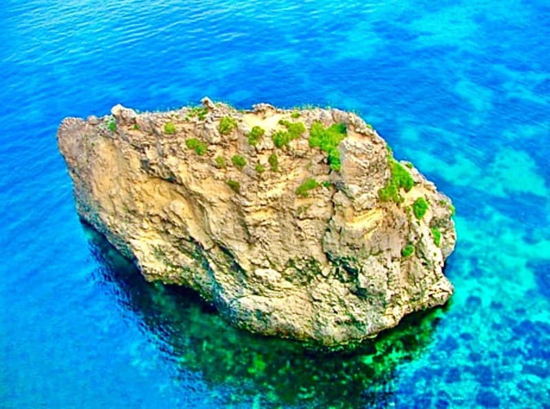 Malta’s Splendour Excursion - Trips in Blue Grotto & Comino - Why A Private Boat Changes The Day