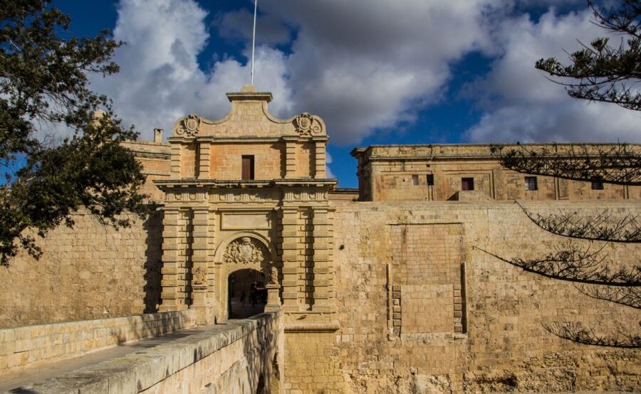 Malta Tour : Private Car- Mdina, Marsaxlokk, Blue Grotto - Birgu and the Three Cities: allow the full two hours