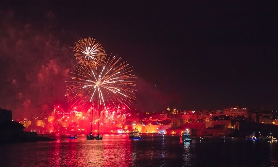 Malta: Valletta, Sliema, Bugibba Fireworks Festival Cruise - Entering Valletta’s Grand Harbour