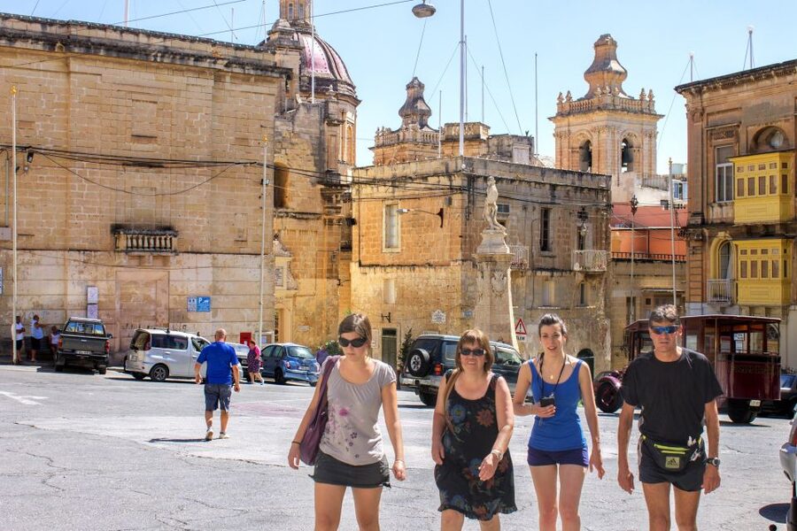 Malta: Vintage Bus Ride through the Three Cities - The Great Sieges of 1565 and 1942