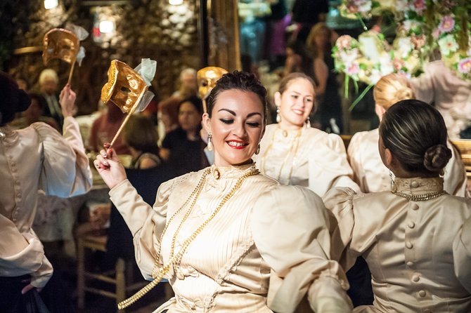Maltese Folklore Night Tour incl. food and drinks - Pickup from St. Julian’s at 6:30 pm